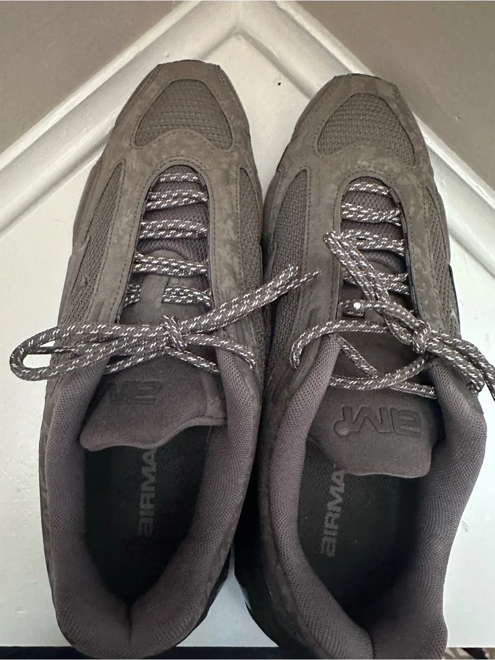 Nike Gray Marbled Running Sneakers